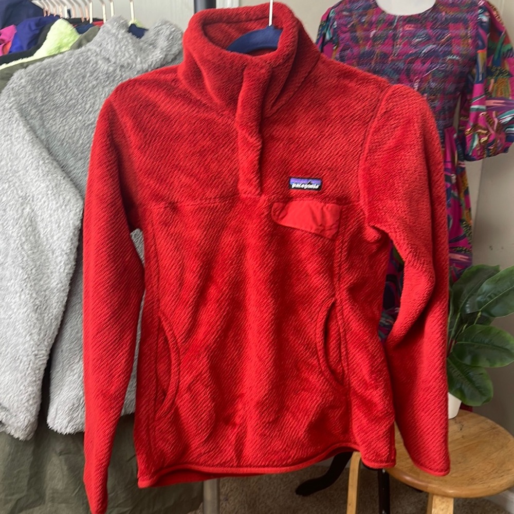 COPY - Patagonia Red SnapTee Fleece Pull Over